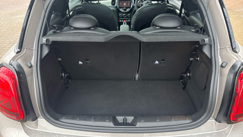 MINI Hatchback 2.0 Cooper S Exclusive 3dr Auto Petrol Hatchback